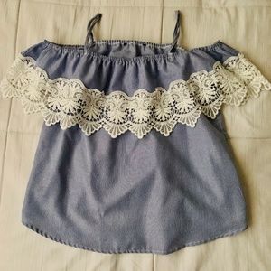 Lace Detailed striped top